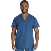 Men's EDS Signature V-Neck Scrub Top