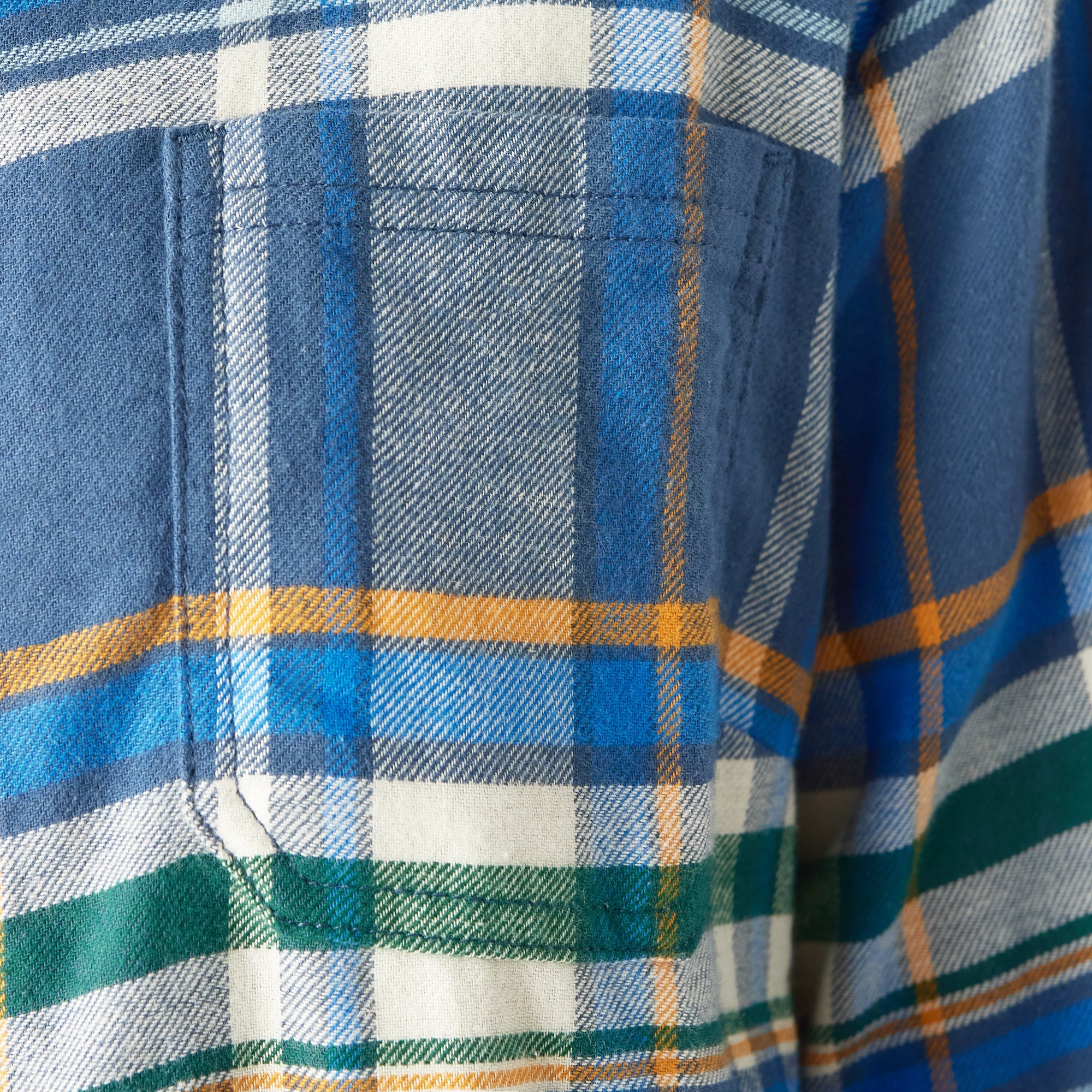 Women's Plaid Flannel Long Sleeve Shirt