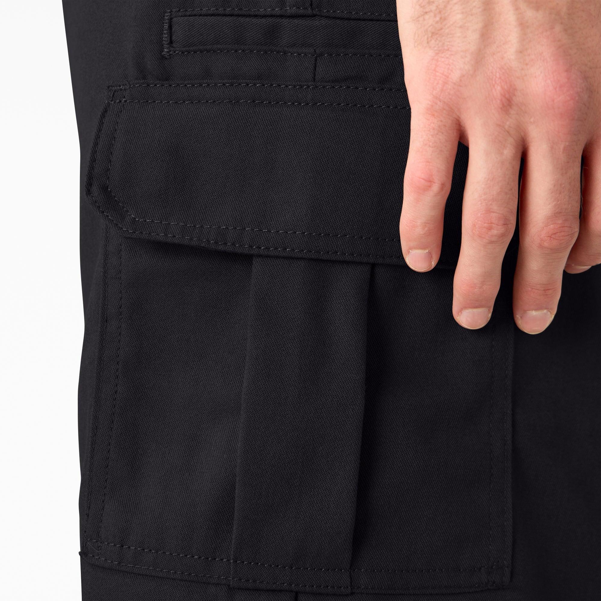 FLEX Relaxed Fit Cargo Shorts, 13"